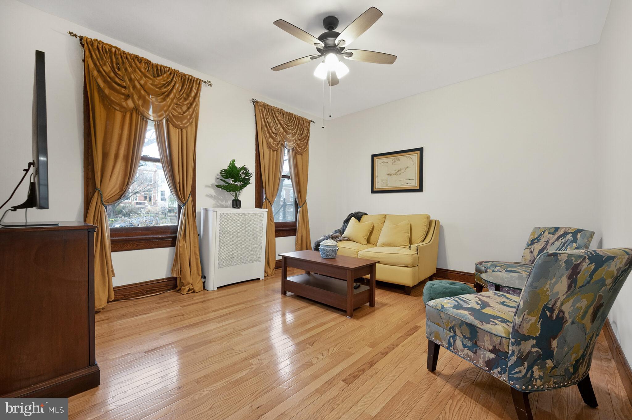 649 SOUTH CAROLINA AVENUE SE