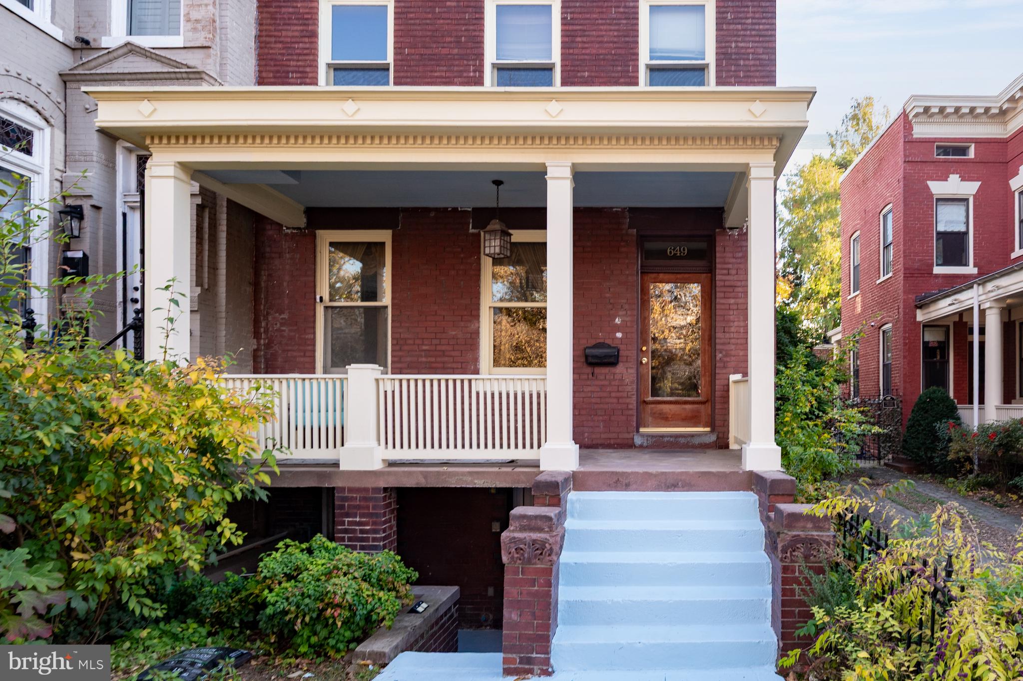 649 SOUTH CAROLINA AVENUE SE