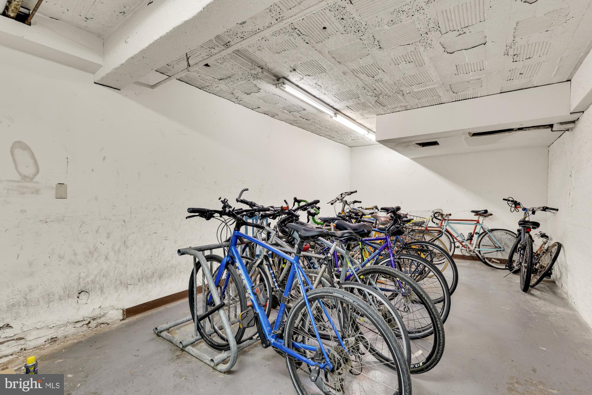 1615 KENYON STREET NW 30