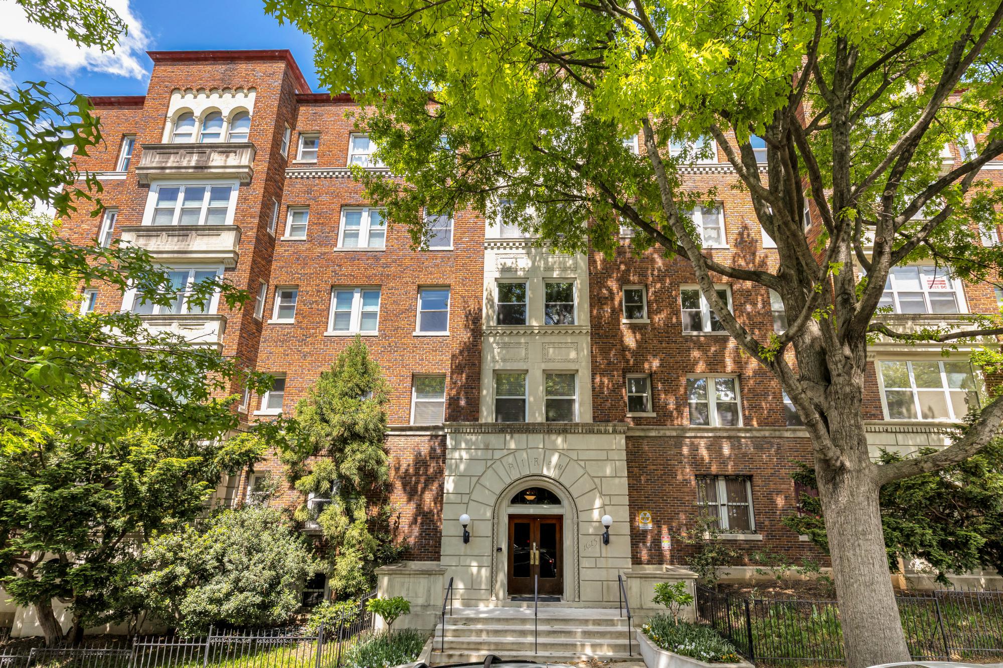 1615 KENYON STREET NW 30