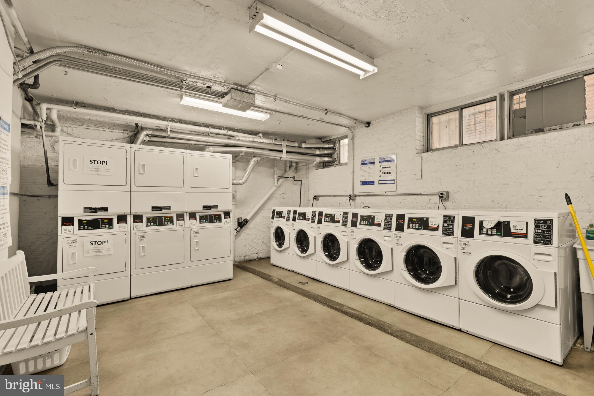 1820 CLYDESDALE PLACE NW 205