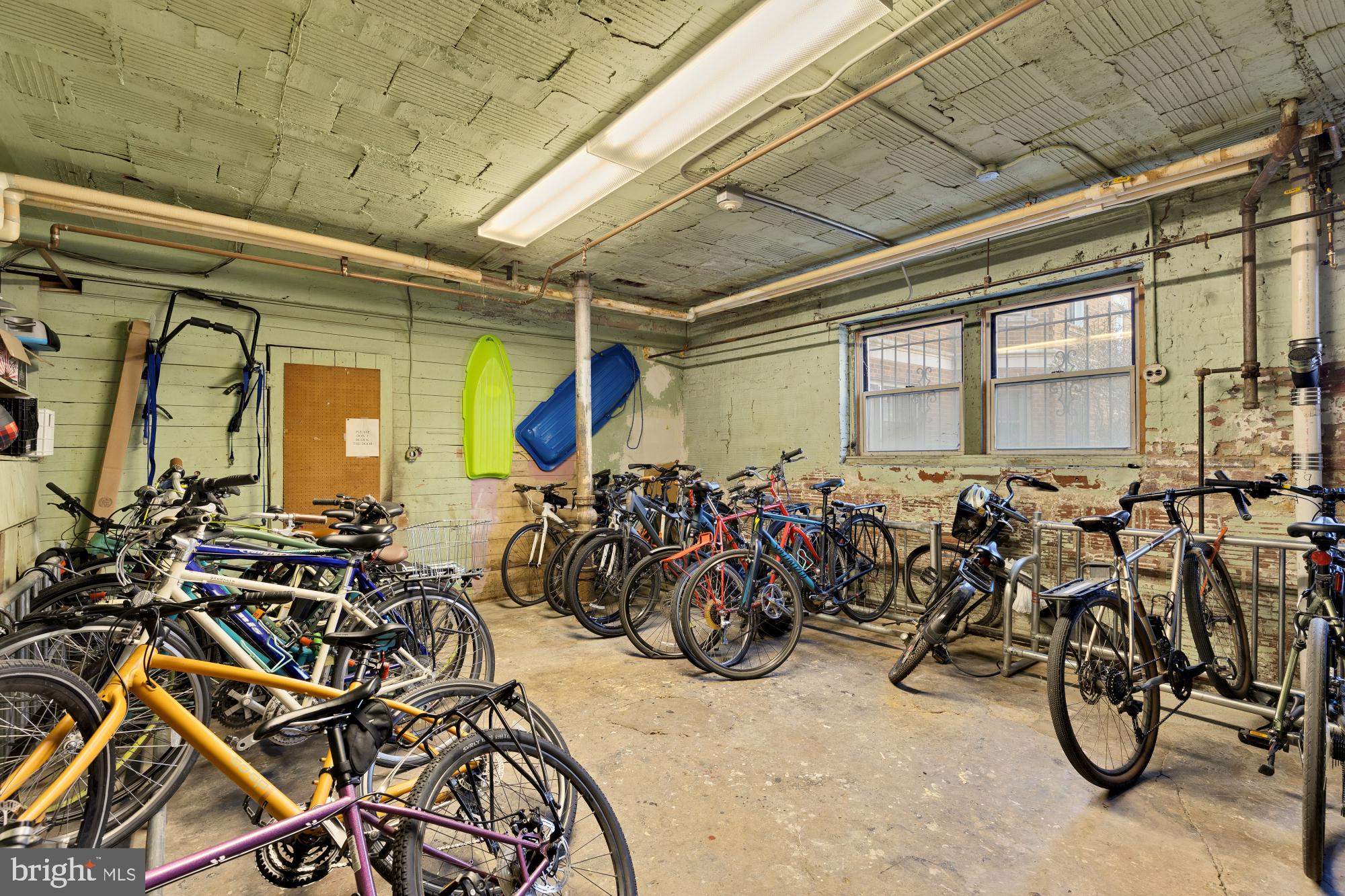 1820 CLYDESDALE PLACE NW 205