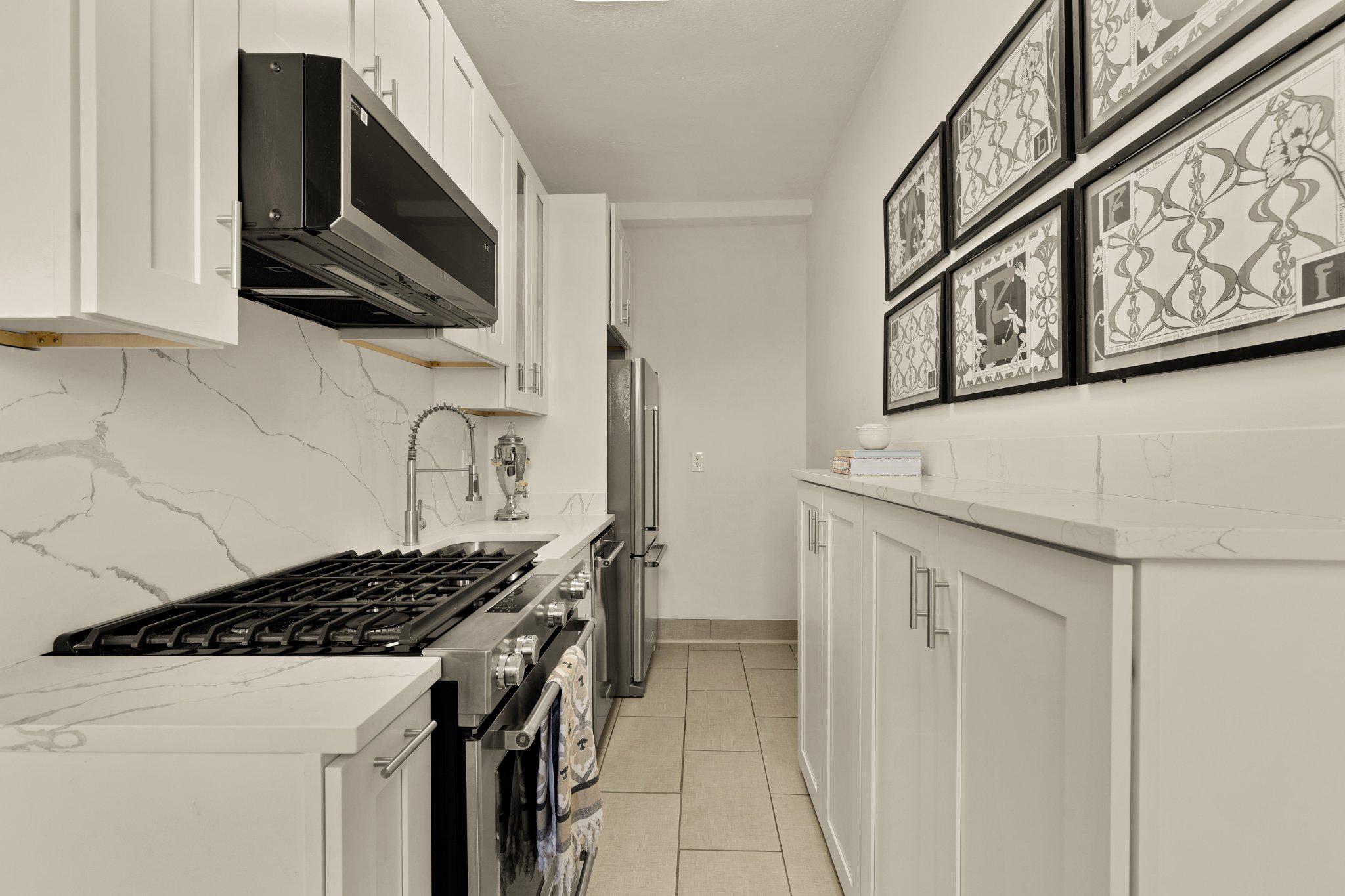 644 MASSACHUSETTS AVENUE NE 400