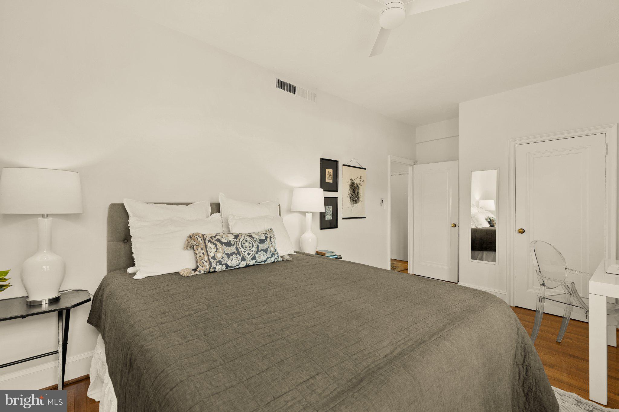 644 MASSACHUSETTS AVENUE NE 400