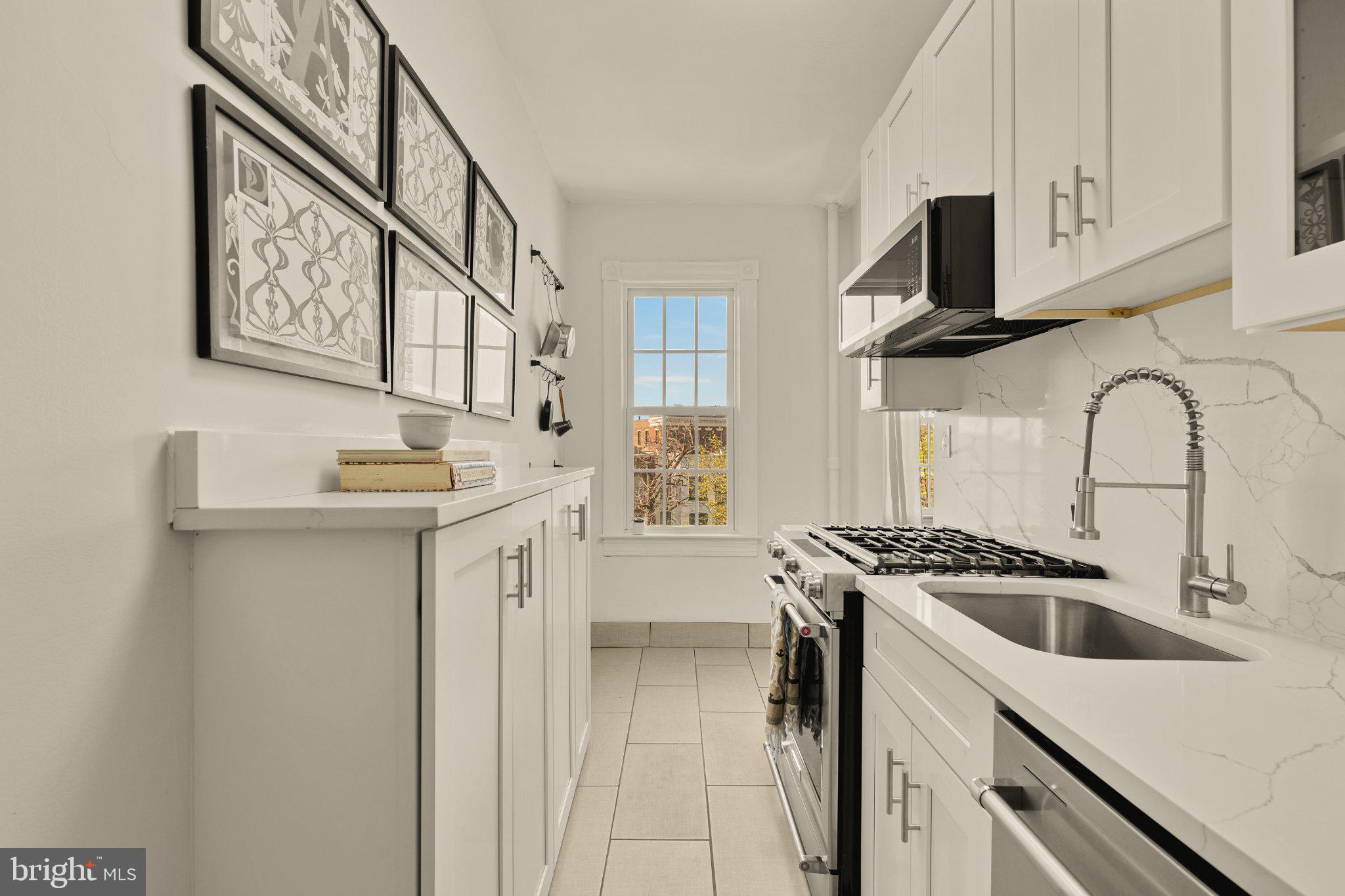 644 MASSACHUSETTS AVENUE NE 400