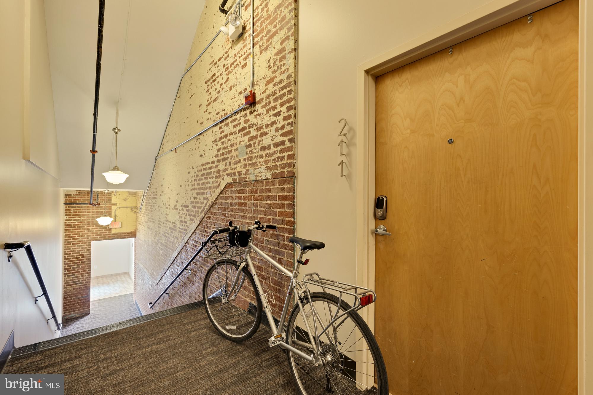 440 12TH STREET NE 211