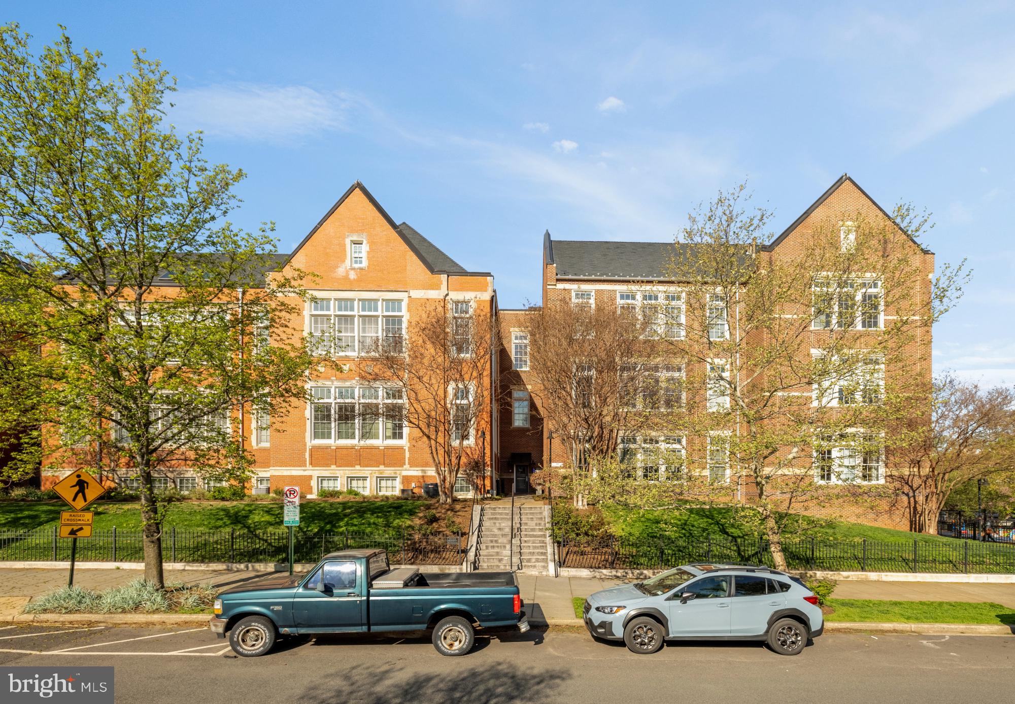 440 12TH STREET NE 211