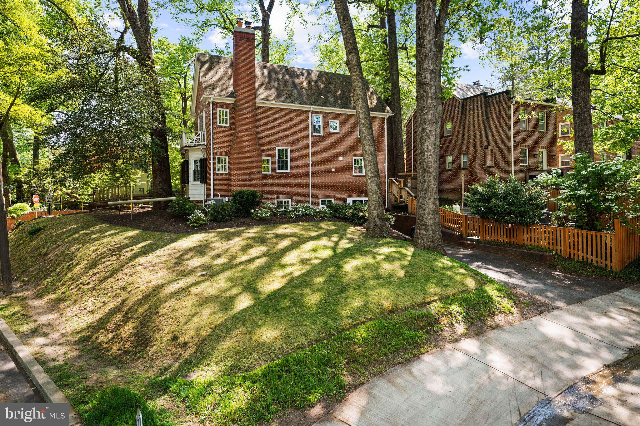 3701 JOCELYN STREET NW