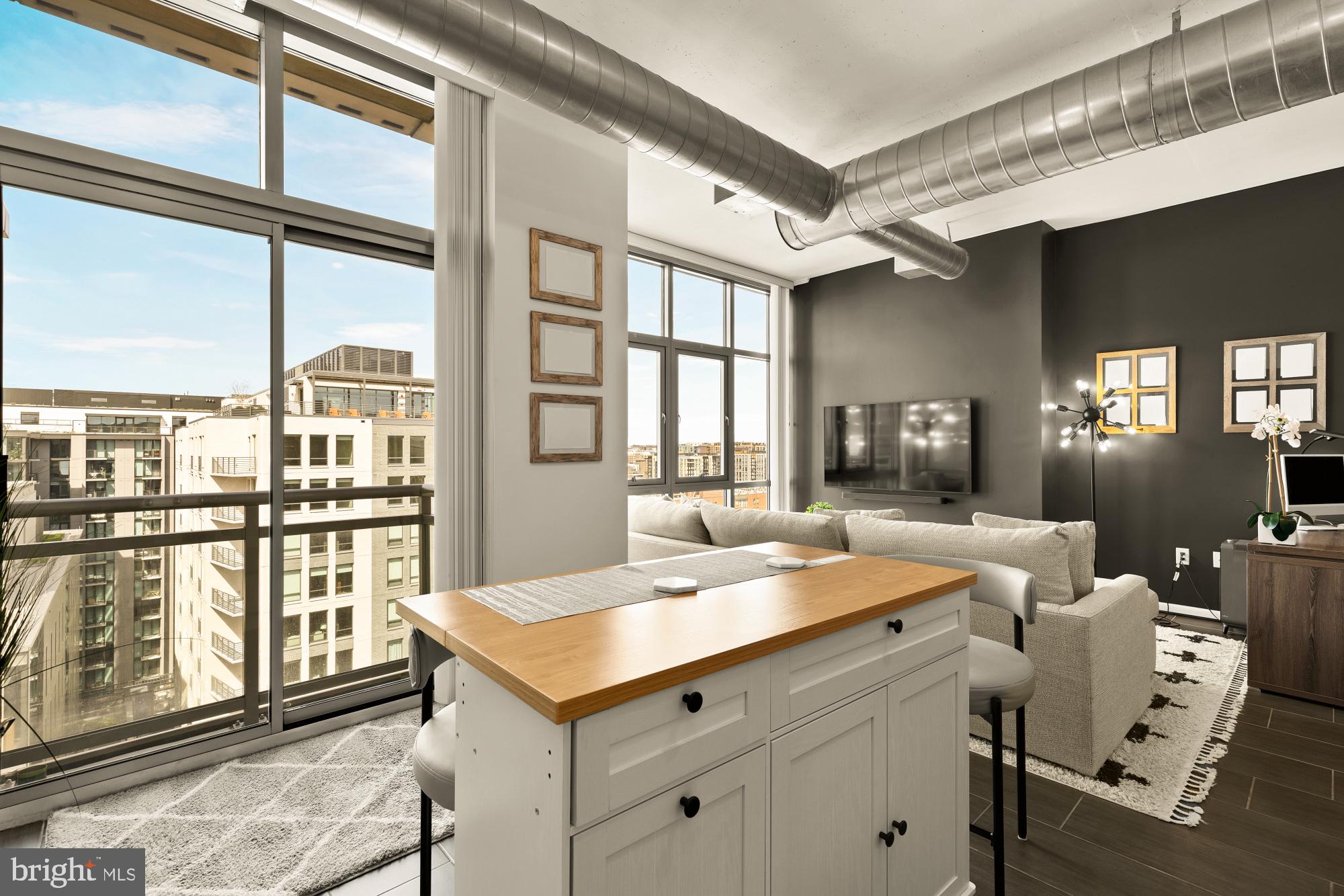 811 4TH STREET NW 1214