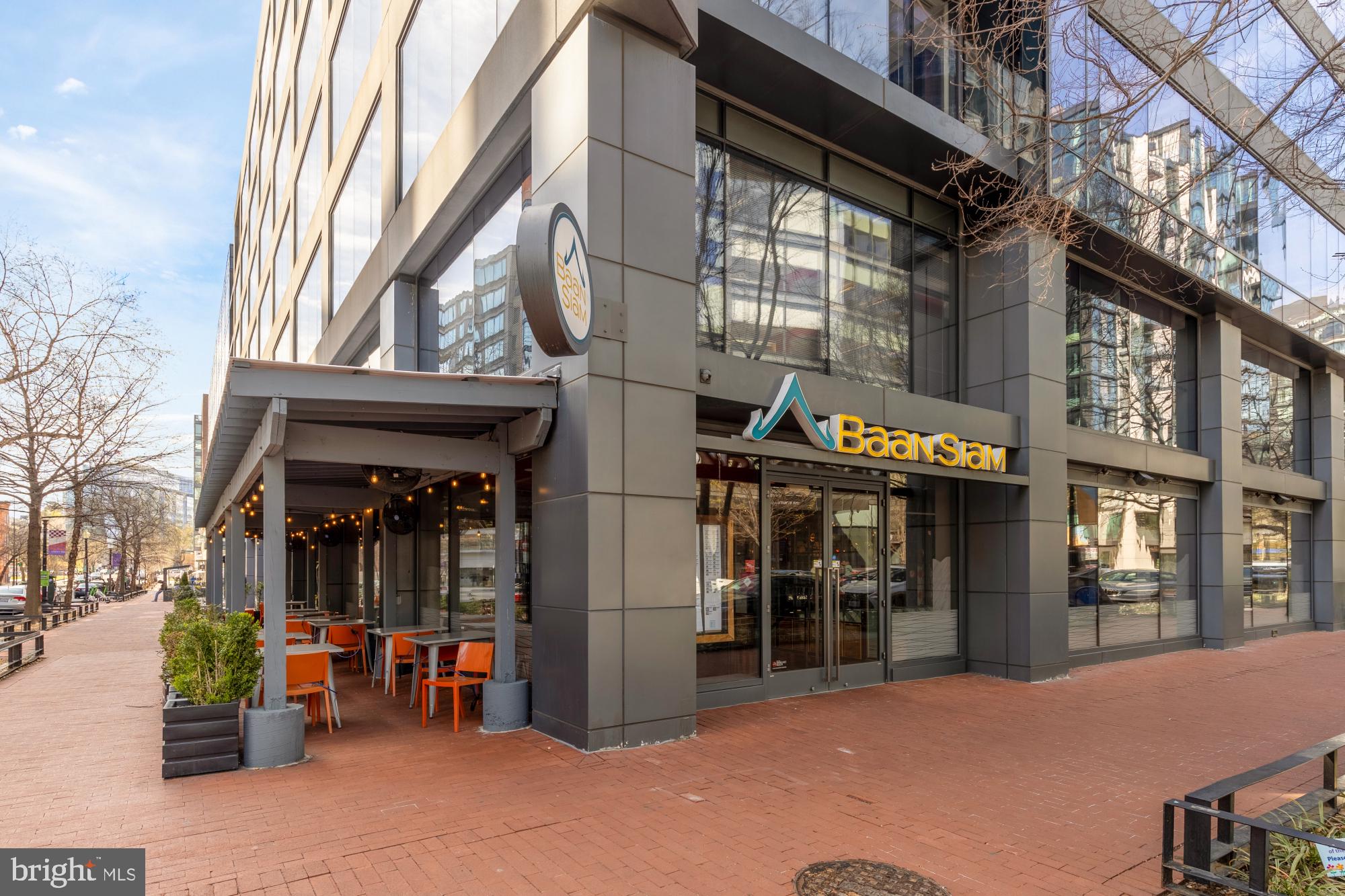 811 4TH STREET NW 1214