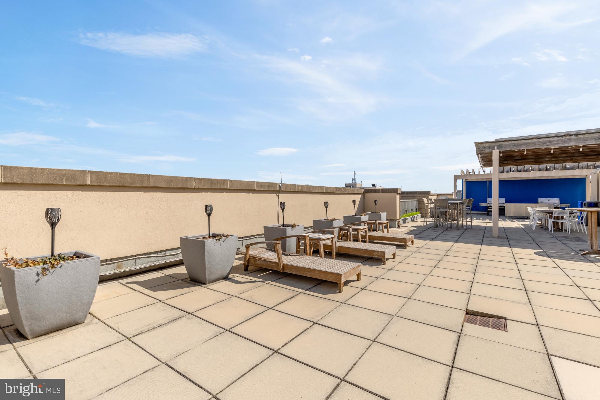 811 4TH STREET NW 1214