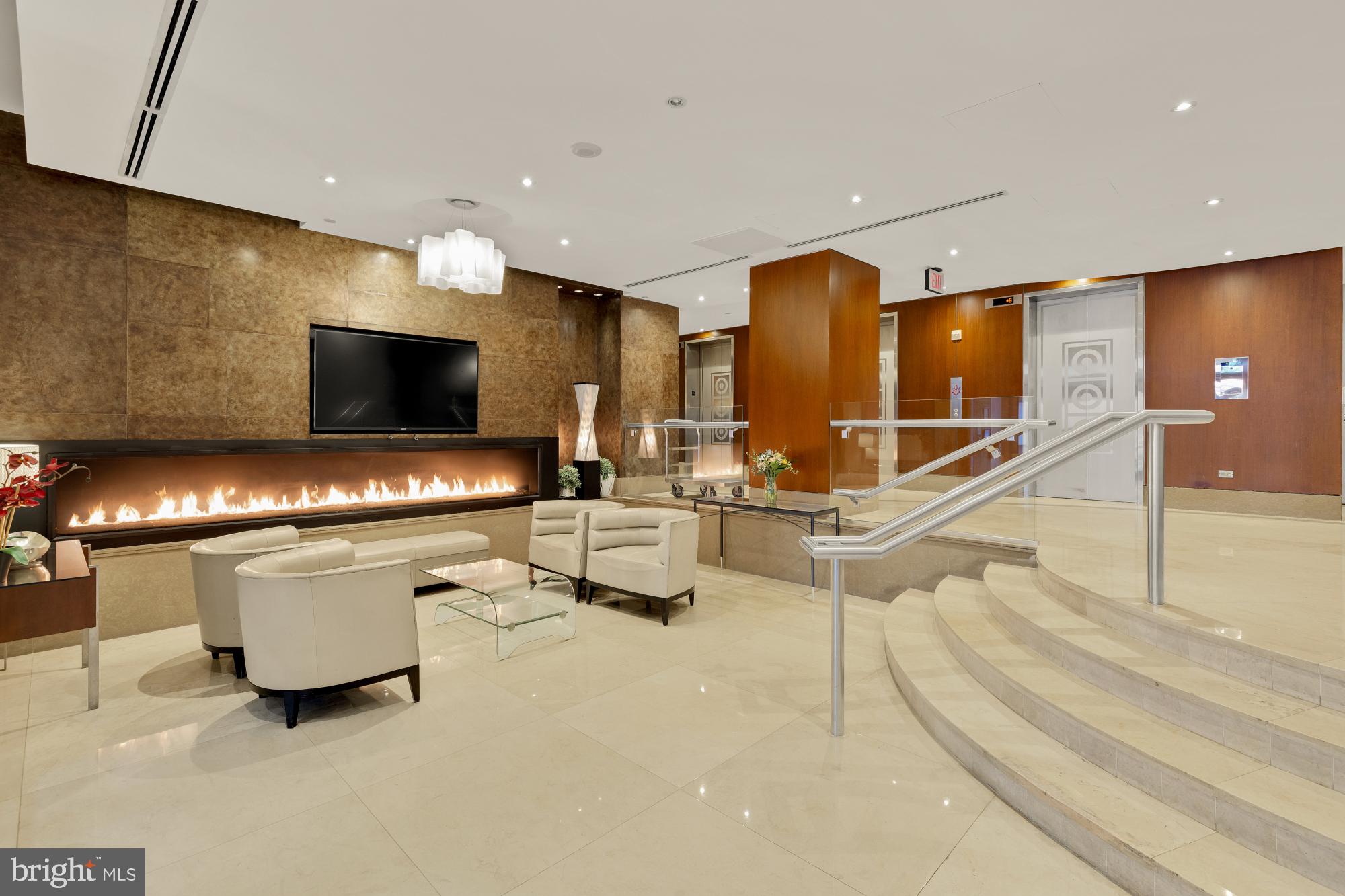 811 4TH STREET NW 1214