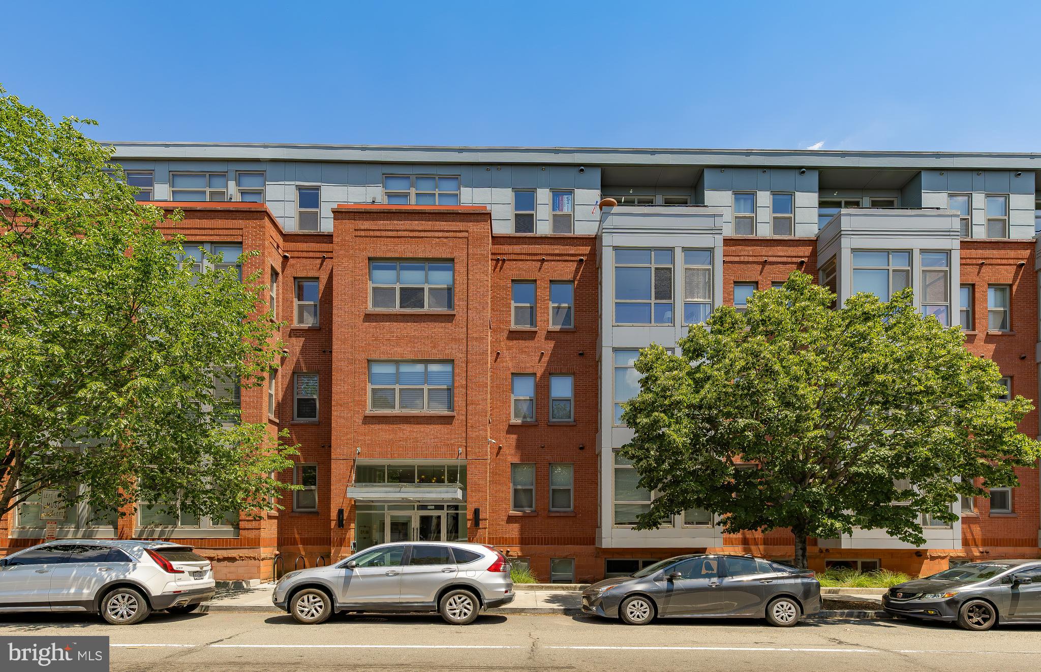 900 11TH STREET SE 401