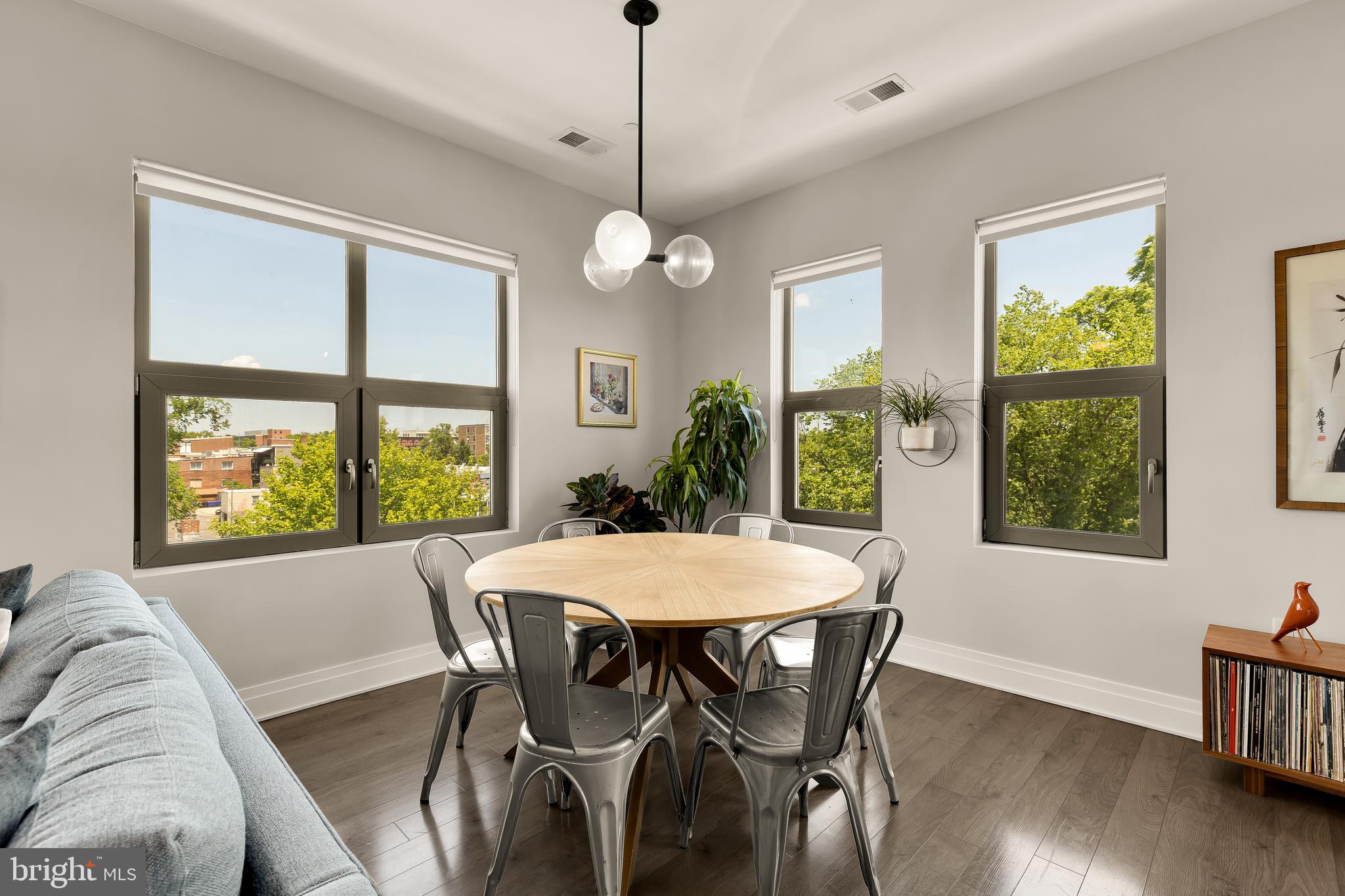 900 11TH STREET SE 401