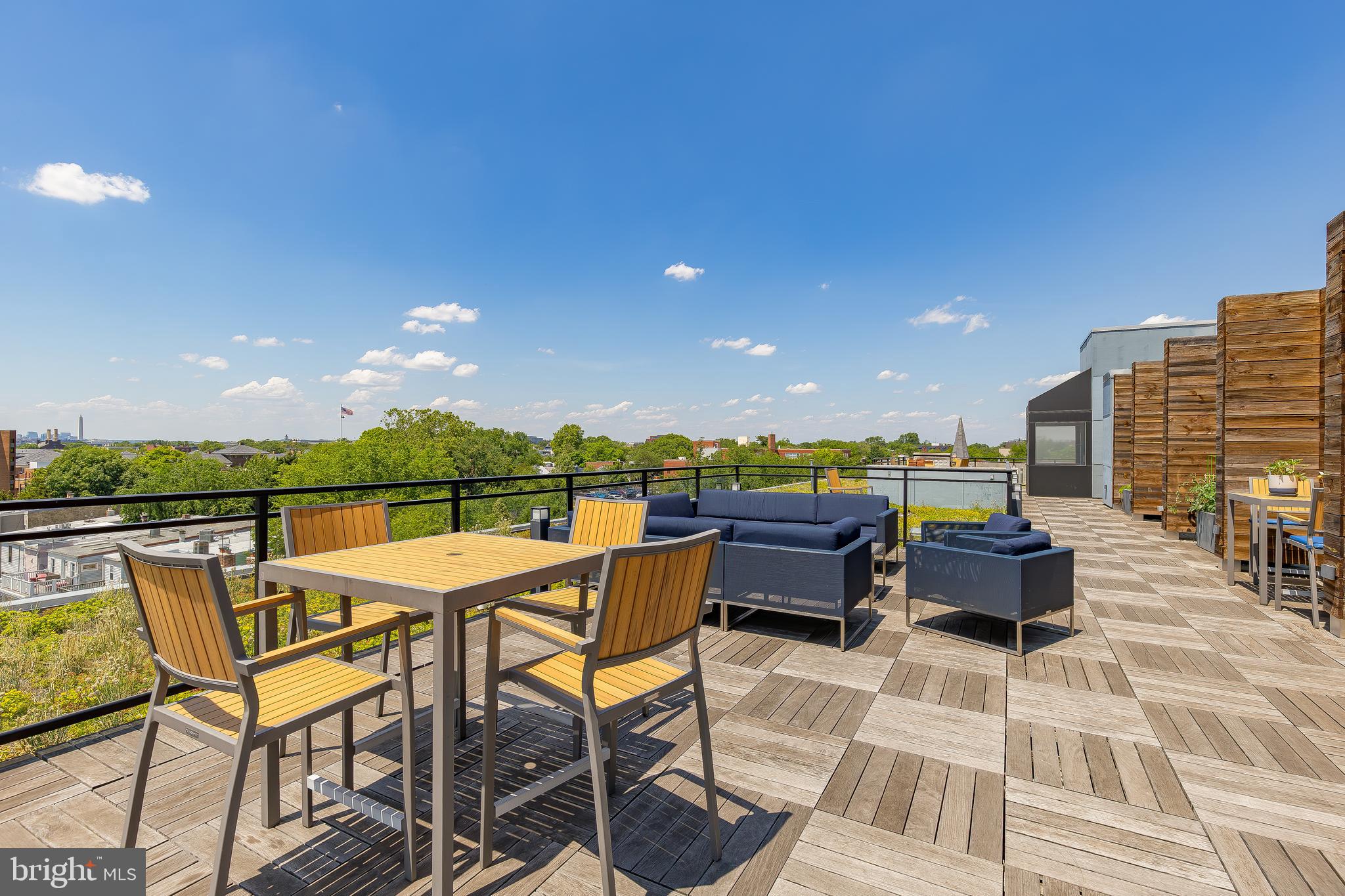 900 11TH STREET SE 401