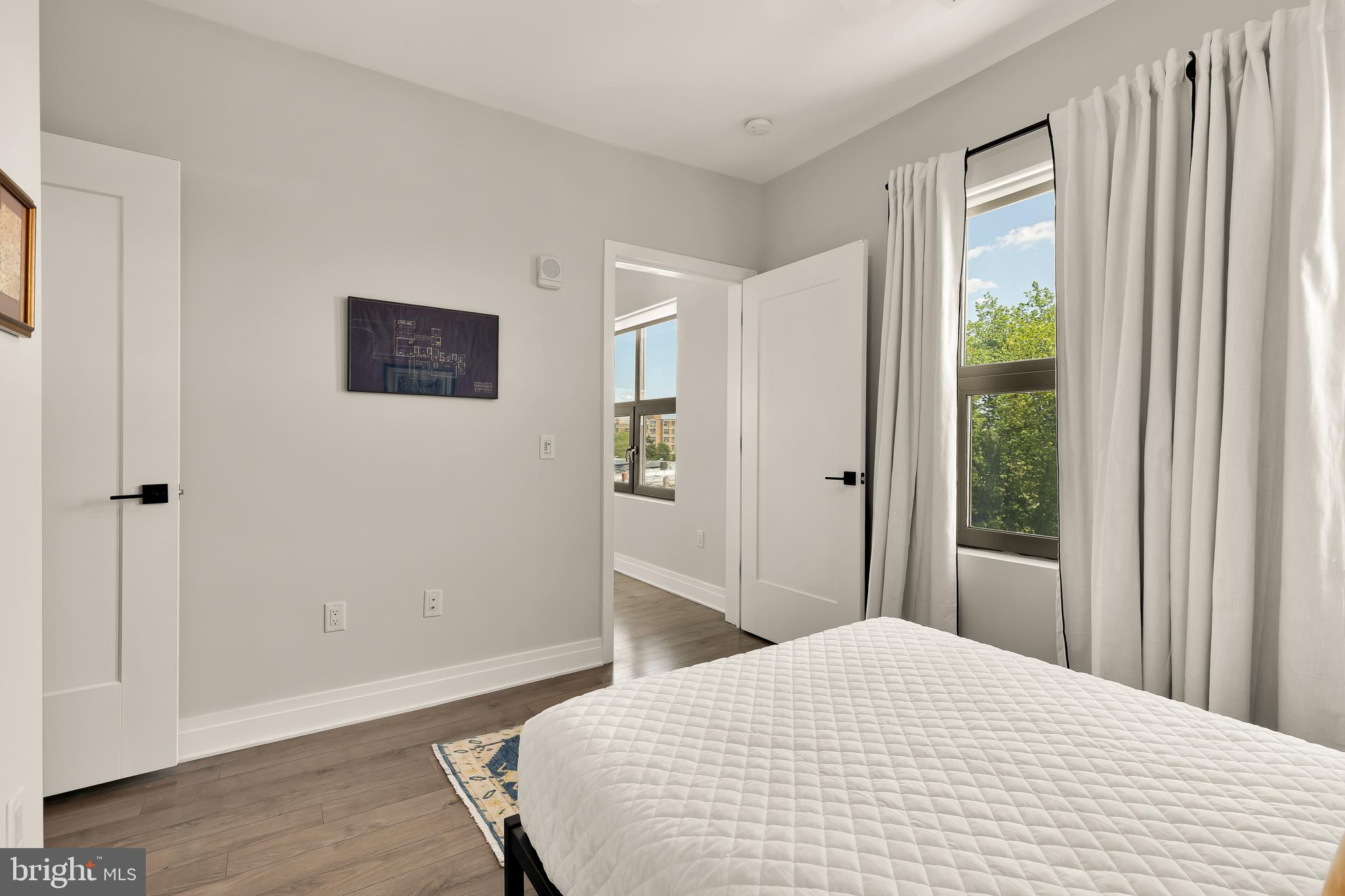 900 11TH STREET SE 401
