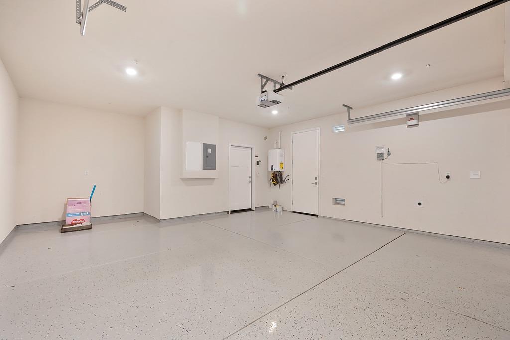 2230 Cannery Loop