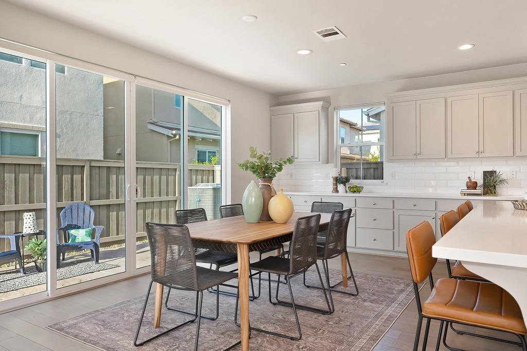 2230 Cannery Loop