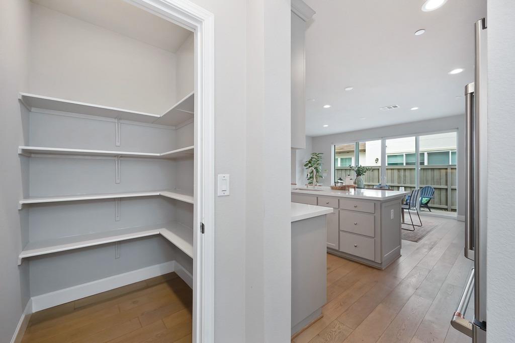 2230 Cannery Loop