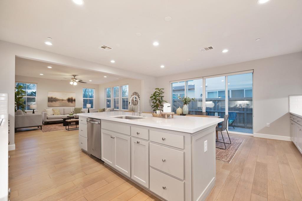 2230 Cannery Loop