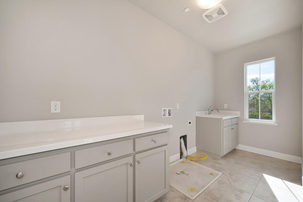 2230 Cannery Loop