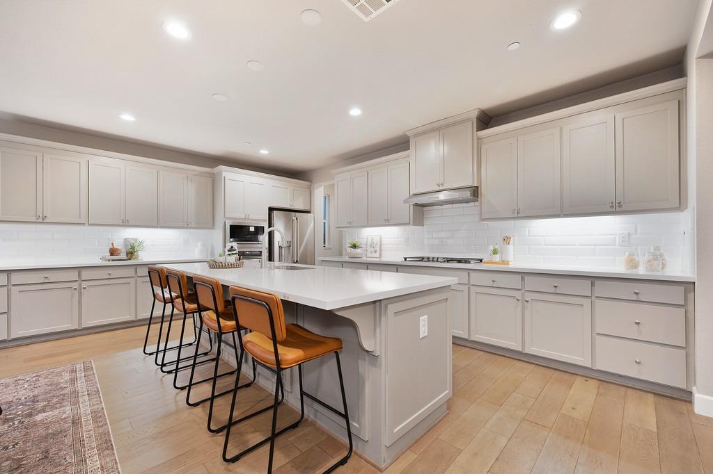2230 Cannery Loop