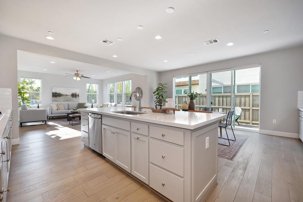 2230 Cannery Loop