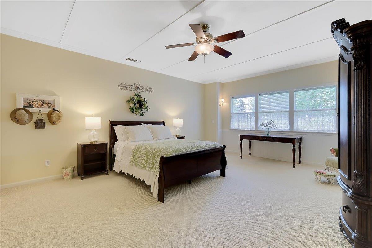 685 Saddleback Drive