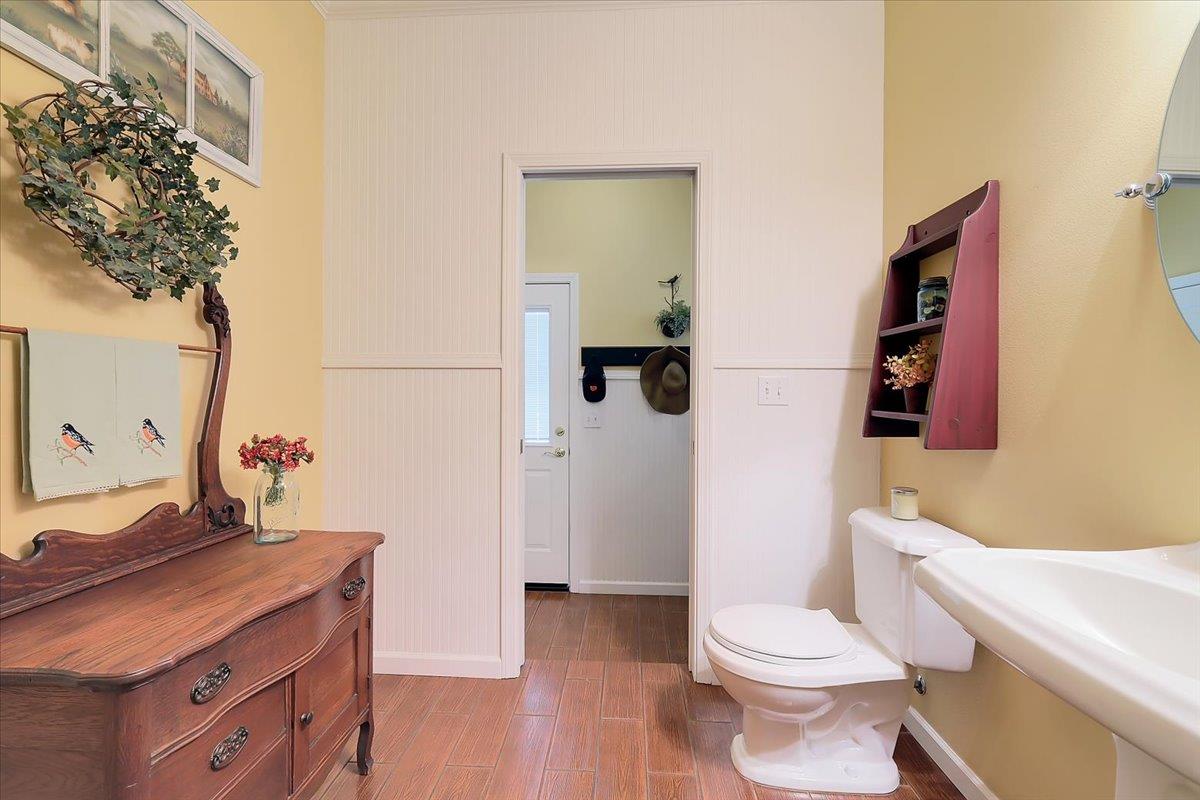 685 Saddleback Drive