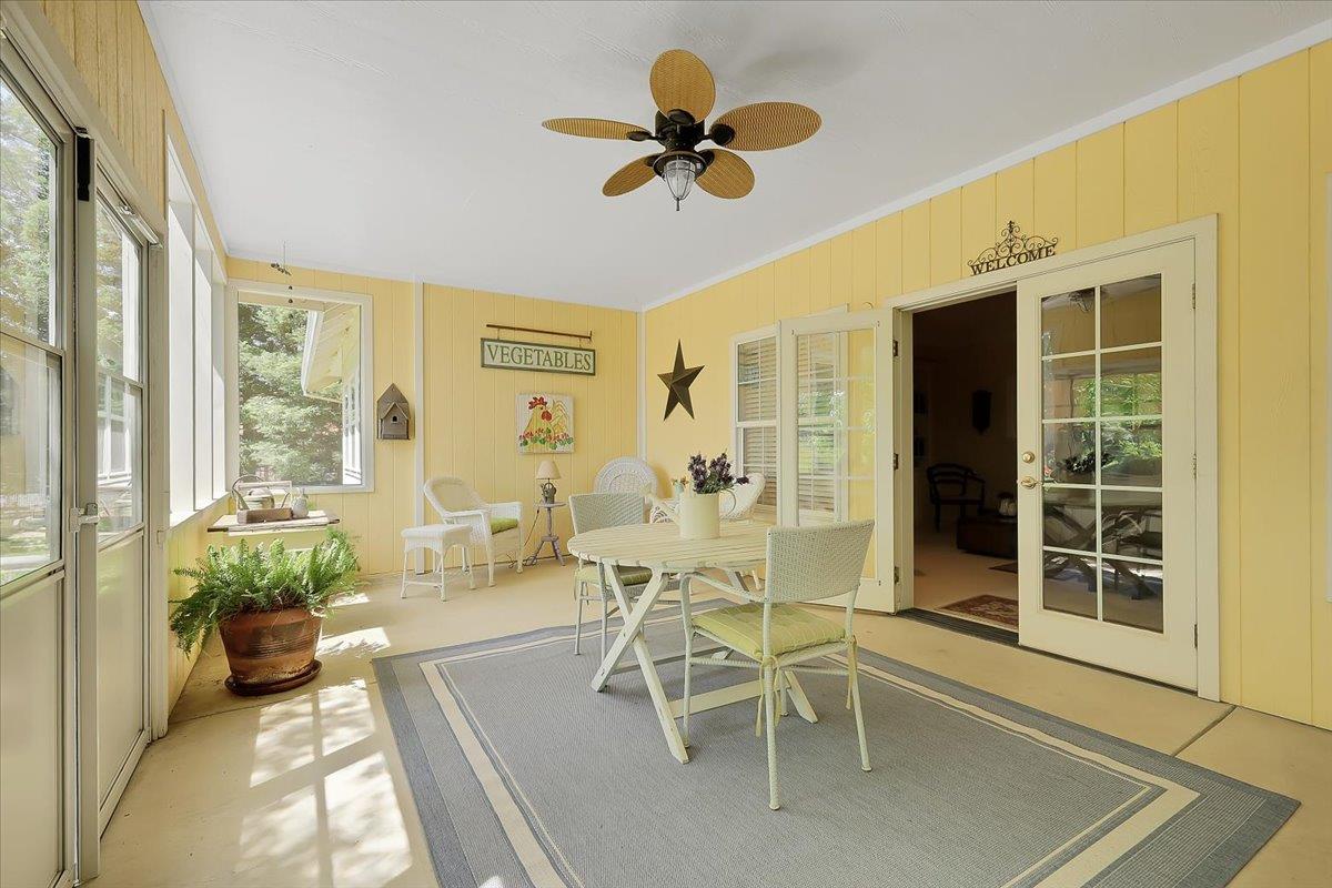 685 Saddleback Drive