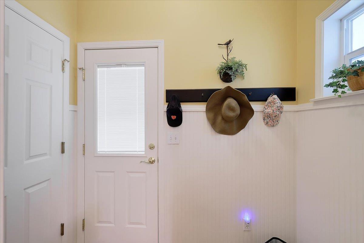 685 Saddleback Drive