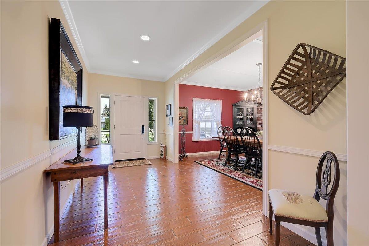 685 Saddleback Drive