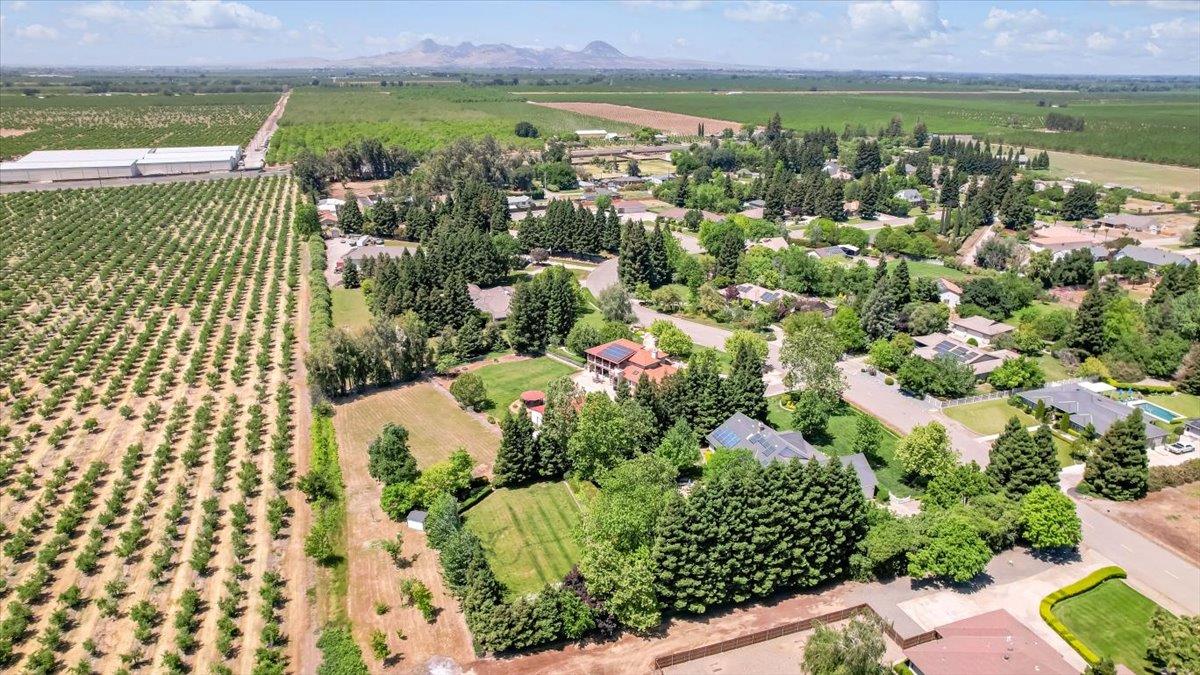 685 Saddleback Drive