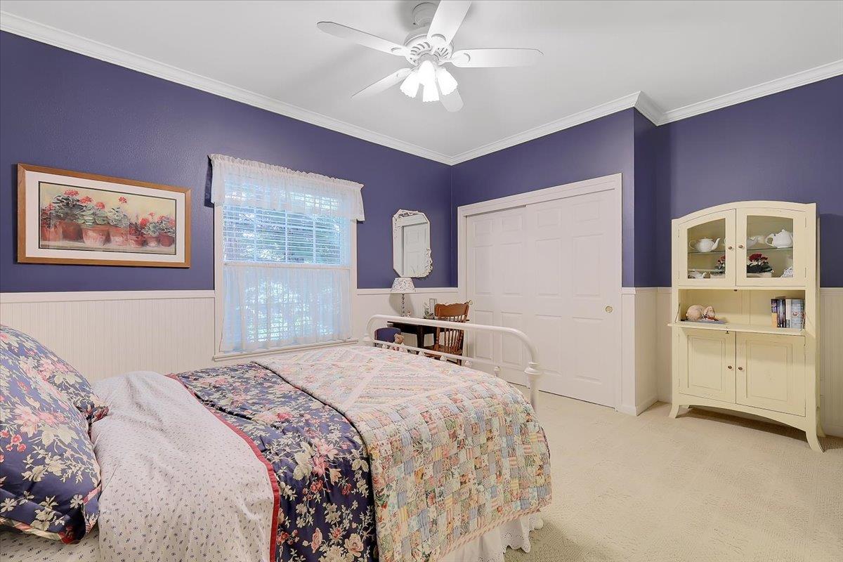 685 Saddleback Drive