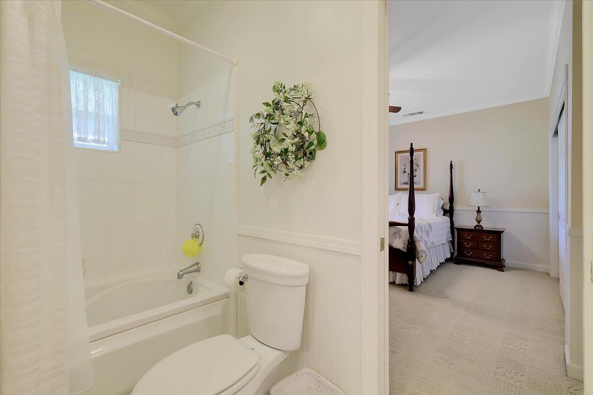 685 Saddleback Drive