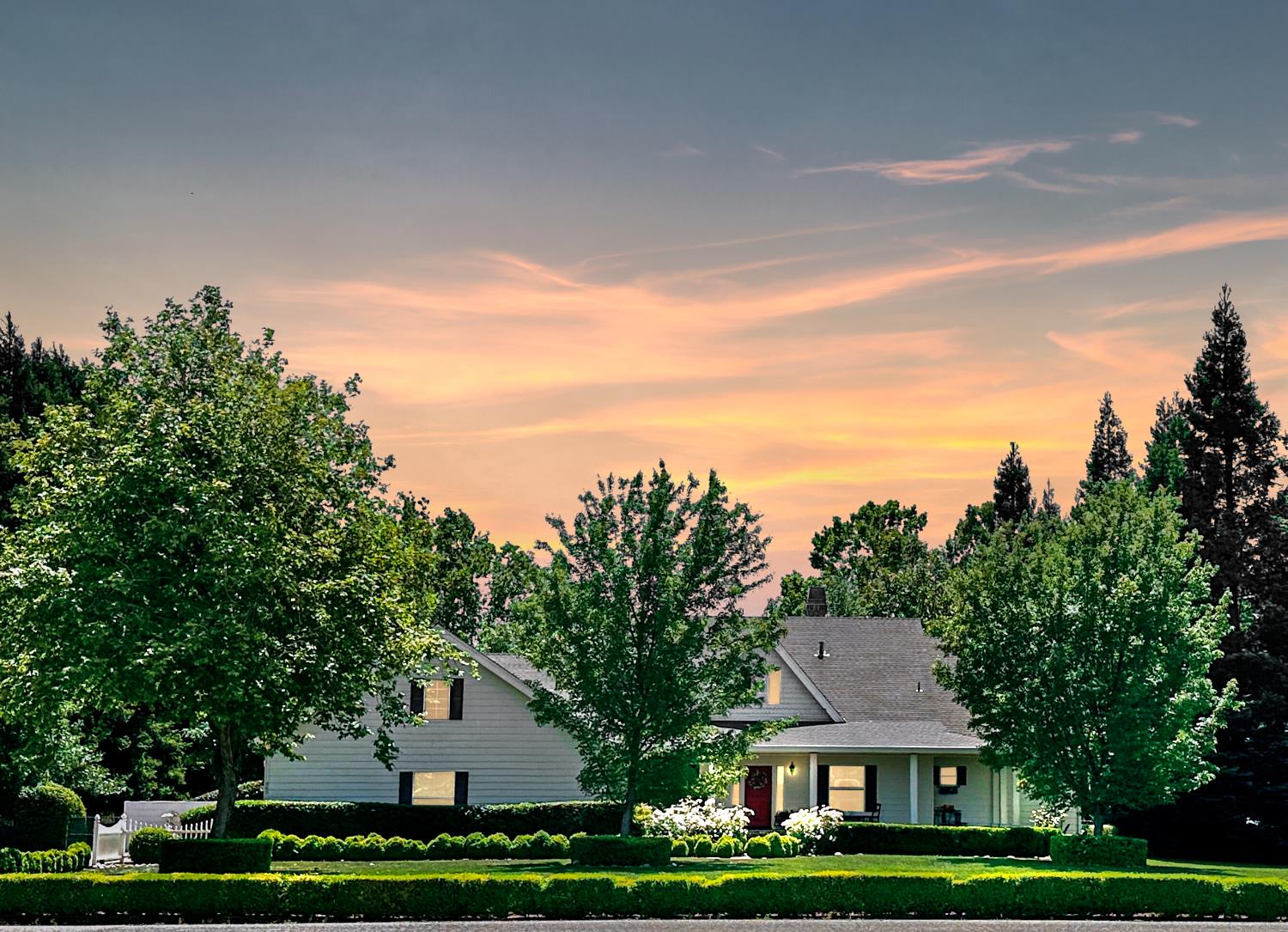 685 Saddleback Drive