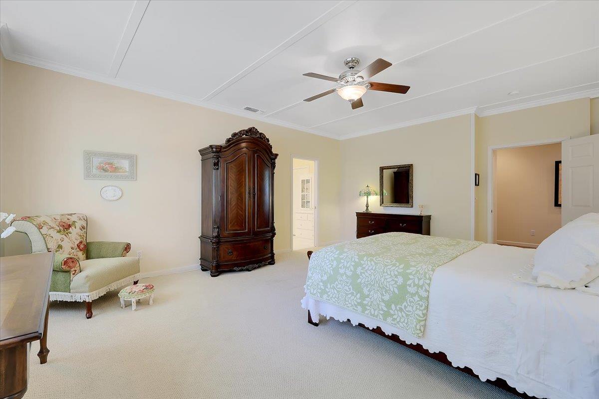 685 Saddleback Drive