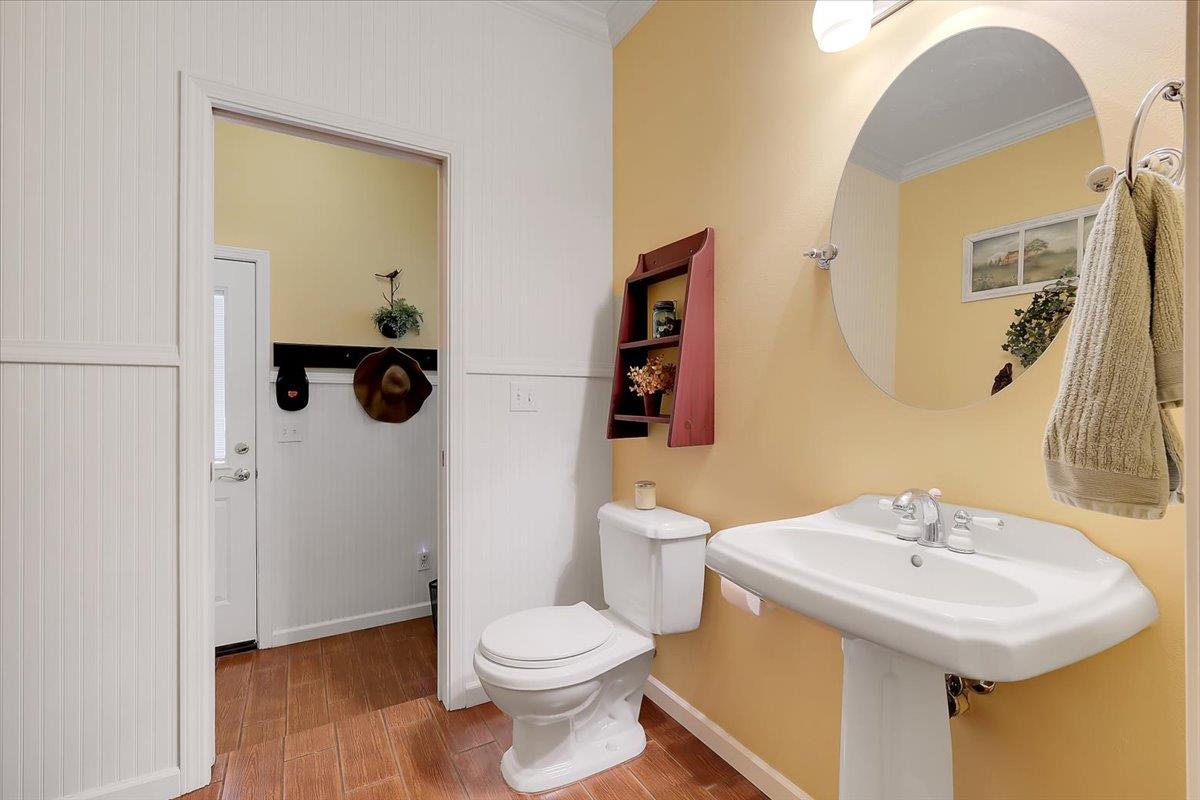 685 Saddleback Drive