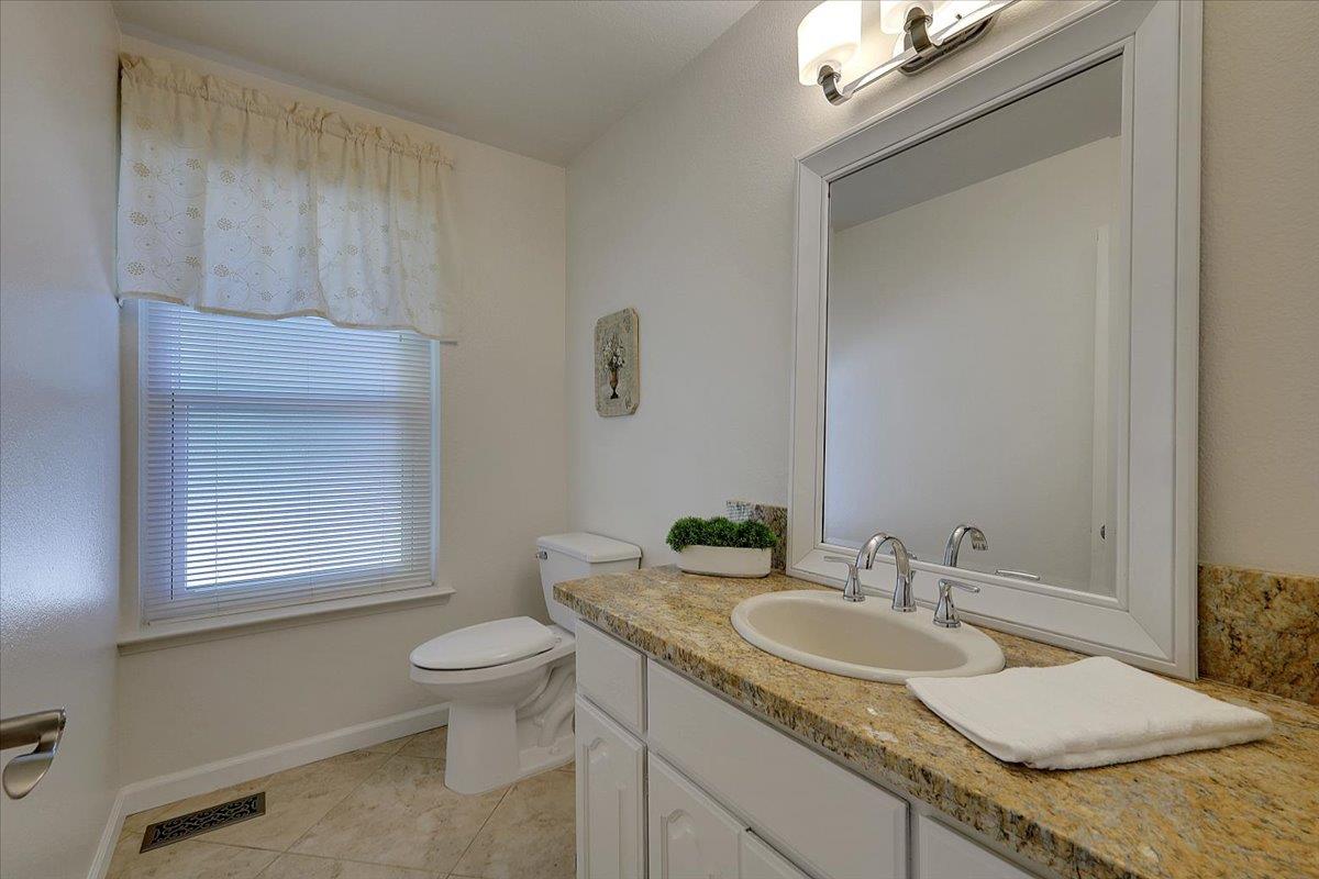 614 Saddleback Drive