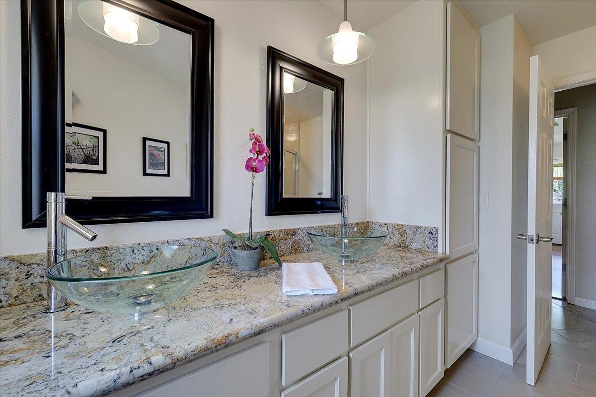 614 Saddleback Drive