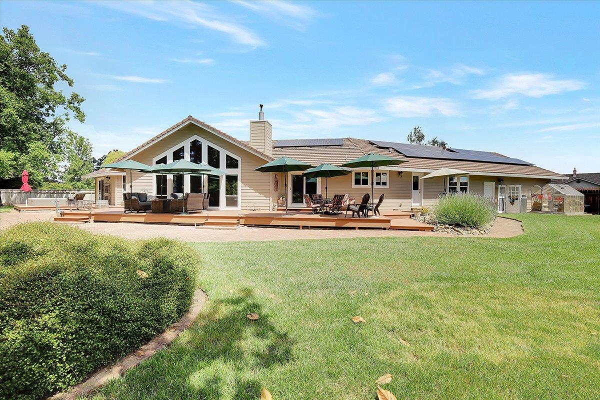 614 Saddleback Drive