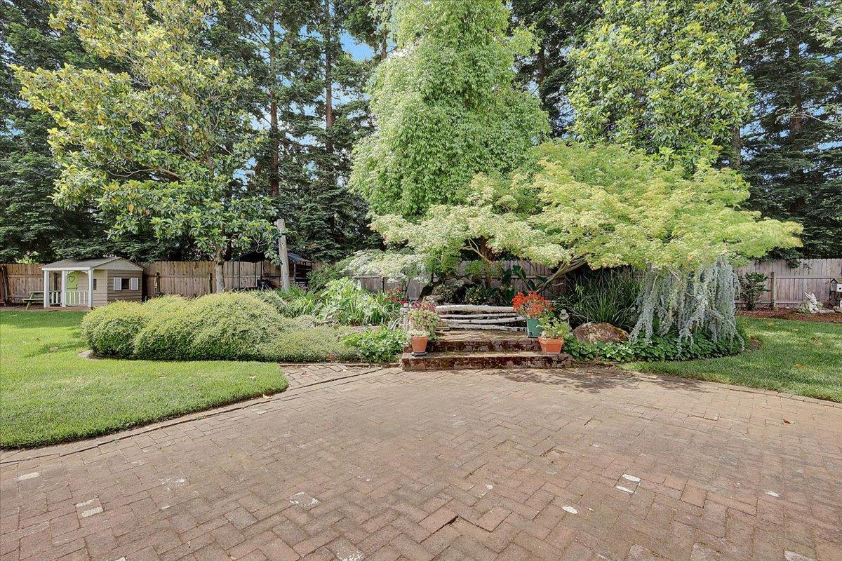 614 Saddleback Drive