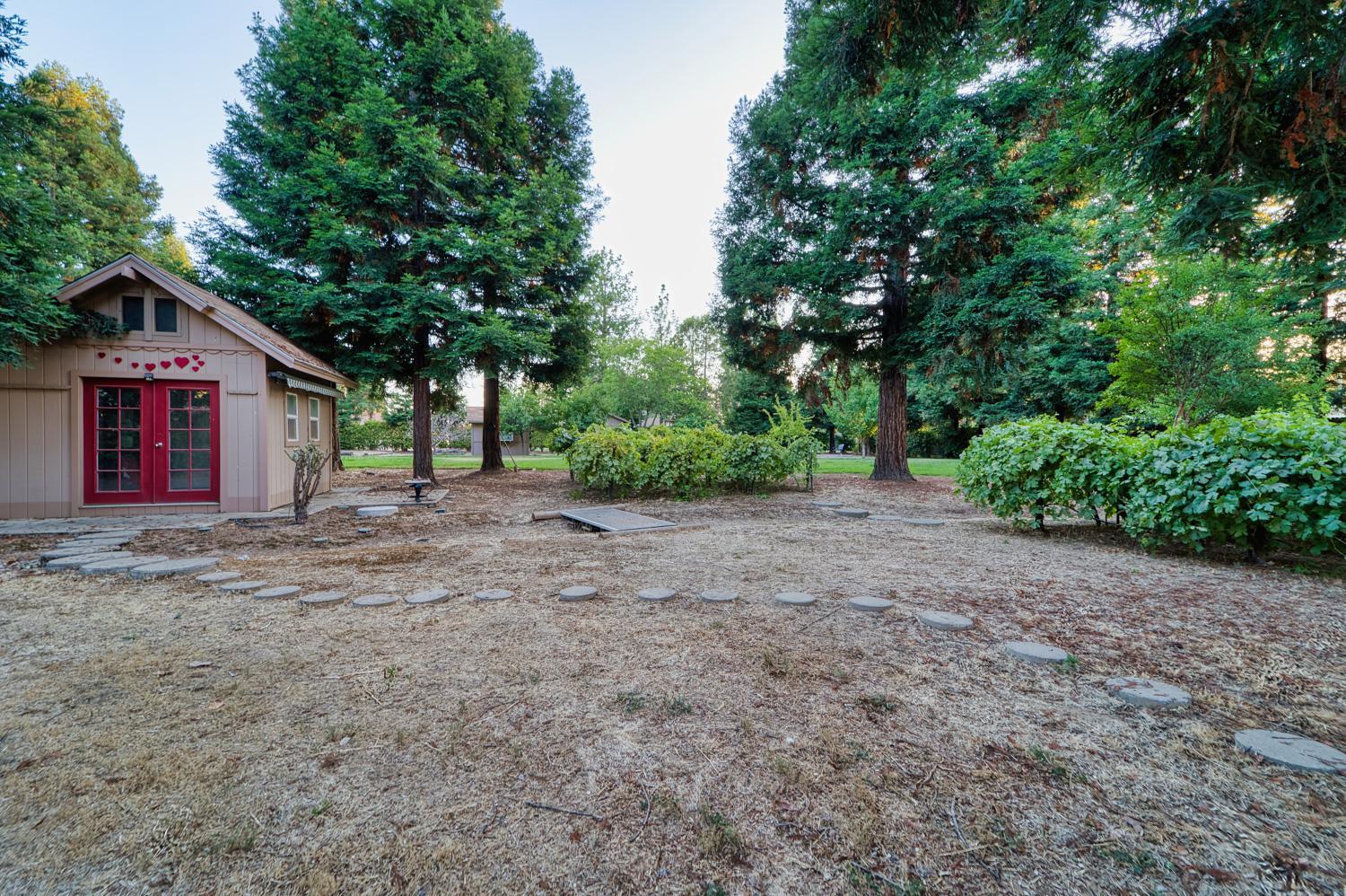 711 Saddleback Drive