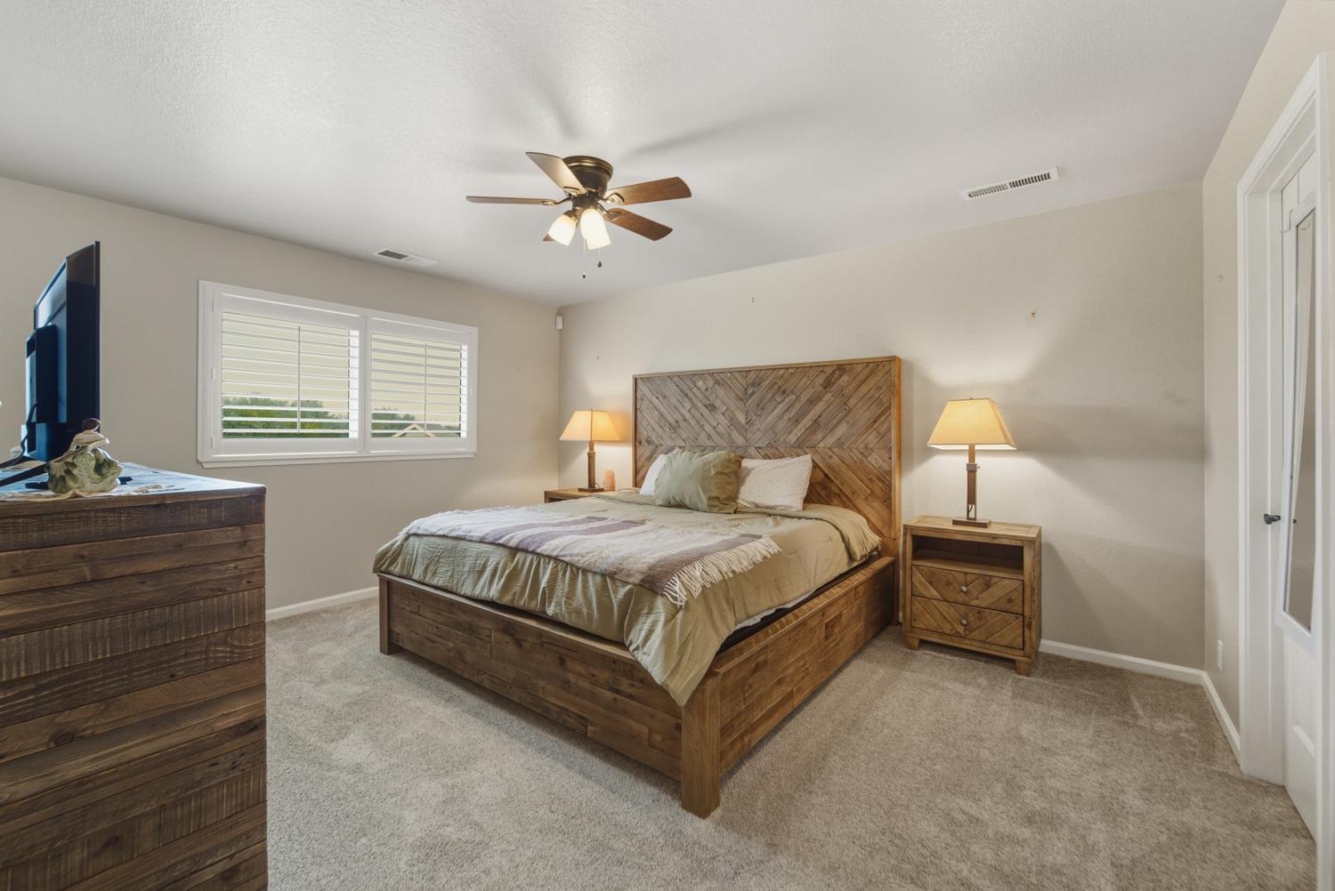 655 Saddleback Drive