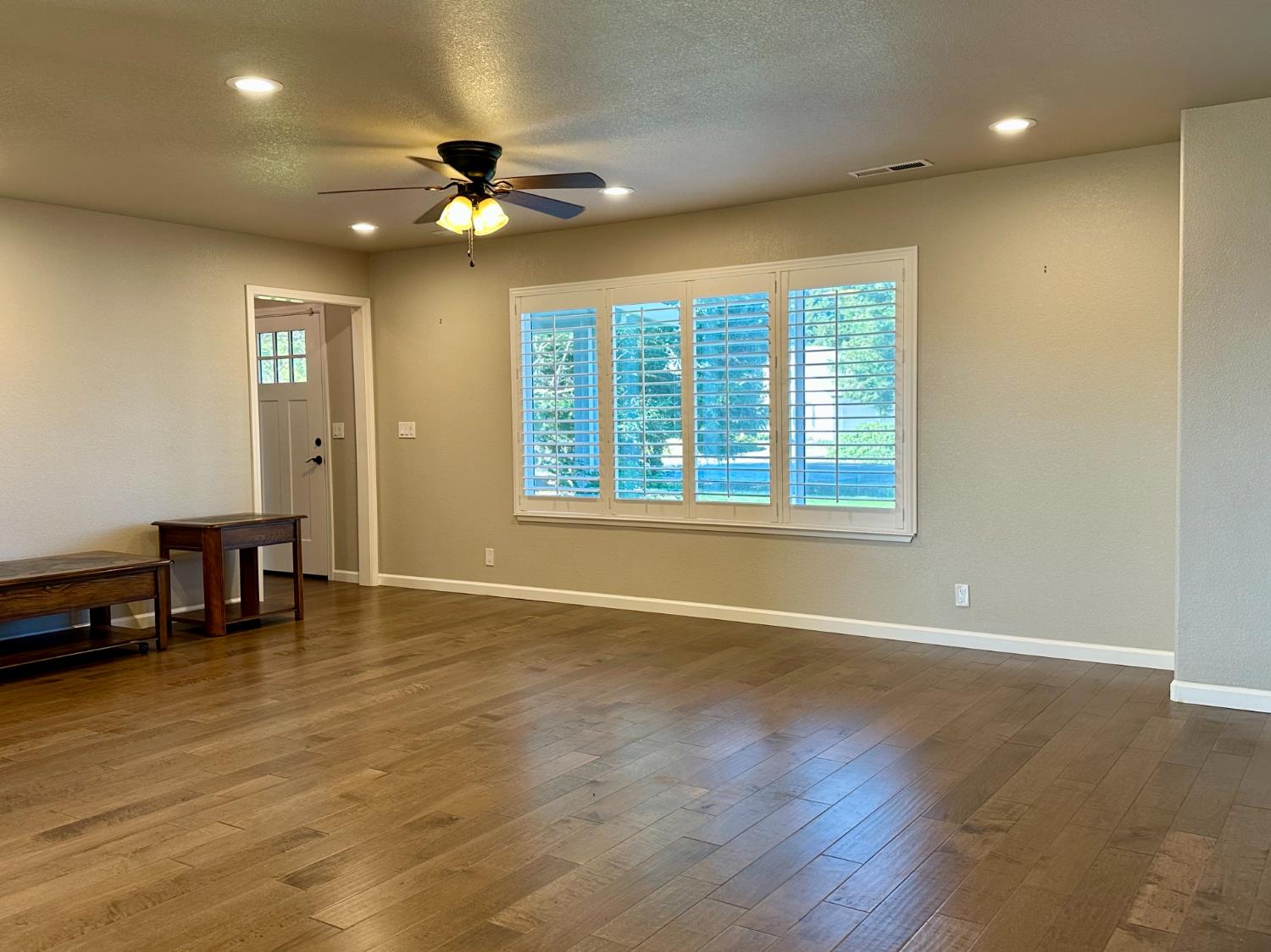 655 Saddleback Drive