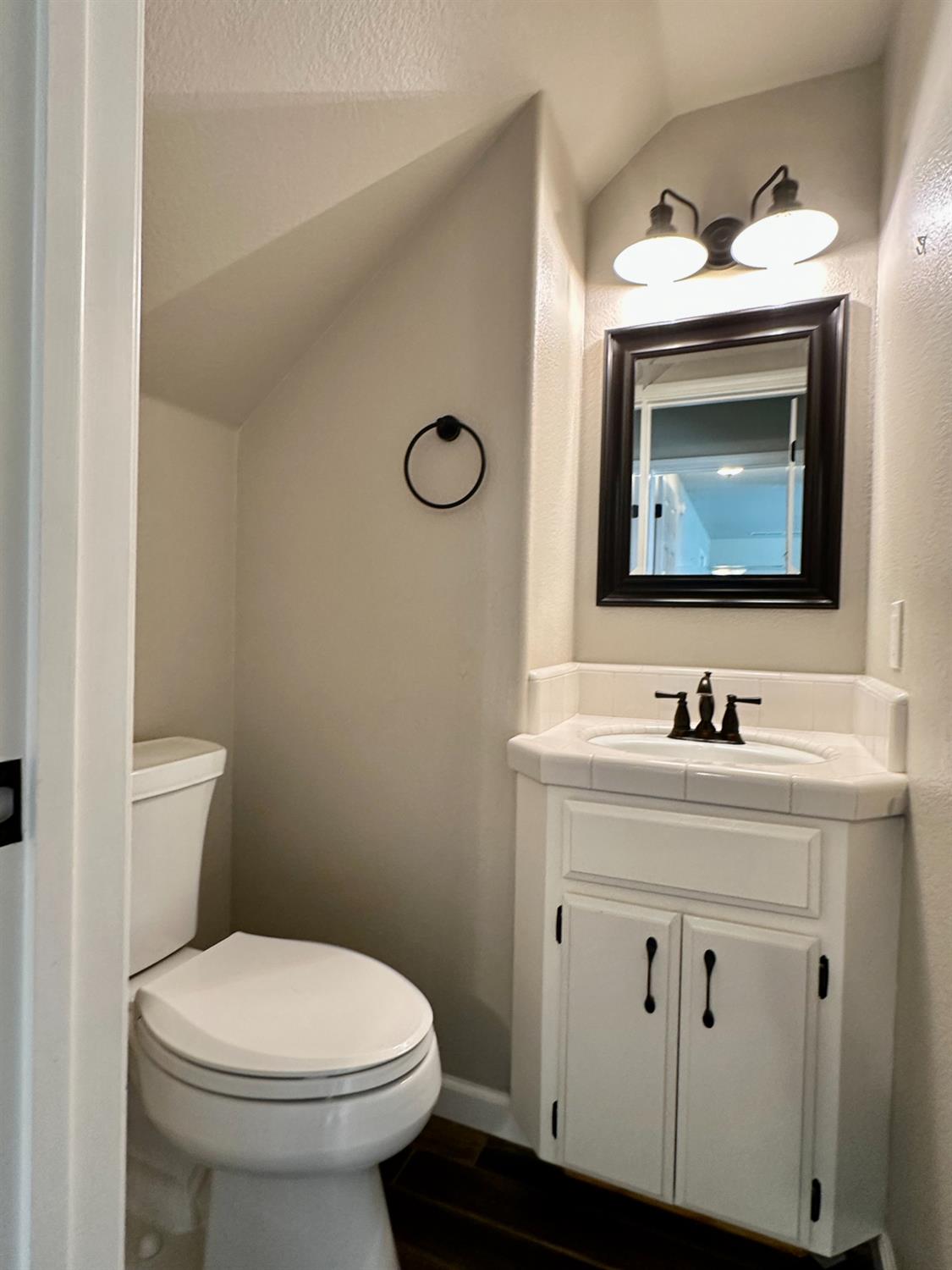 655 Saddleback Drive