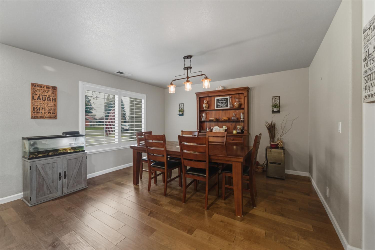 655 Saddleback Drive