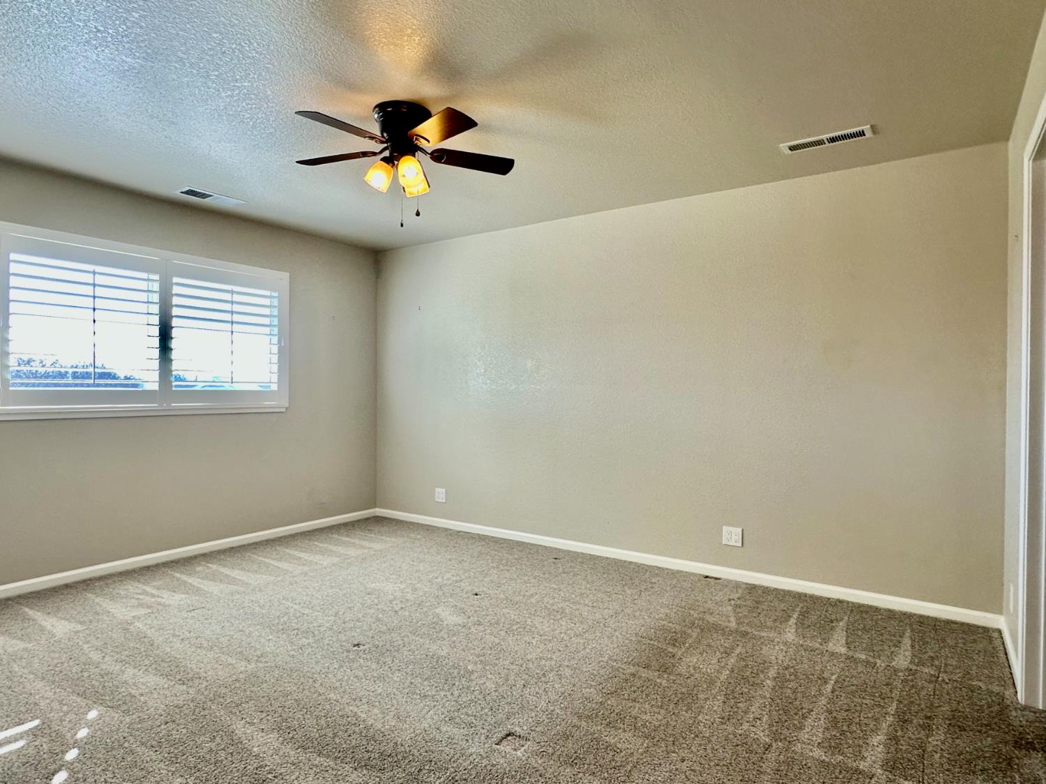 655 Saddleback Drive