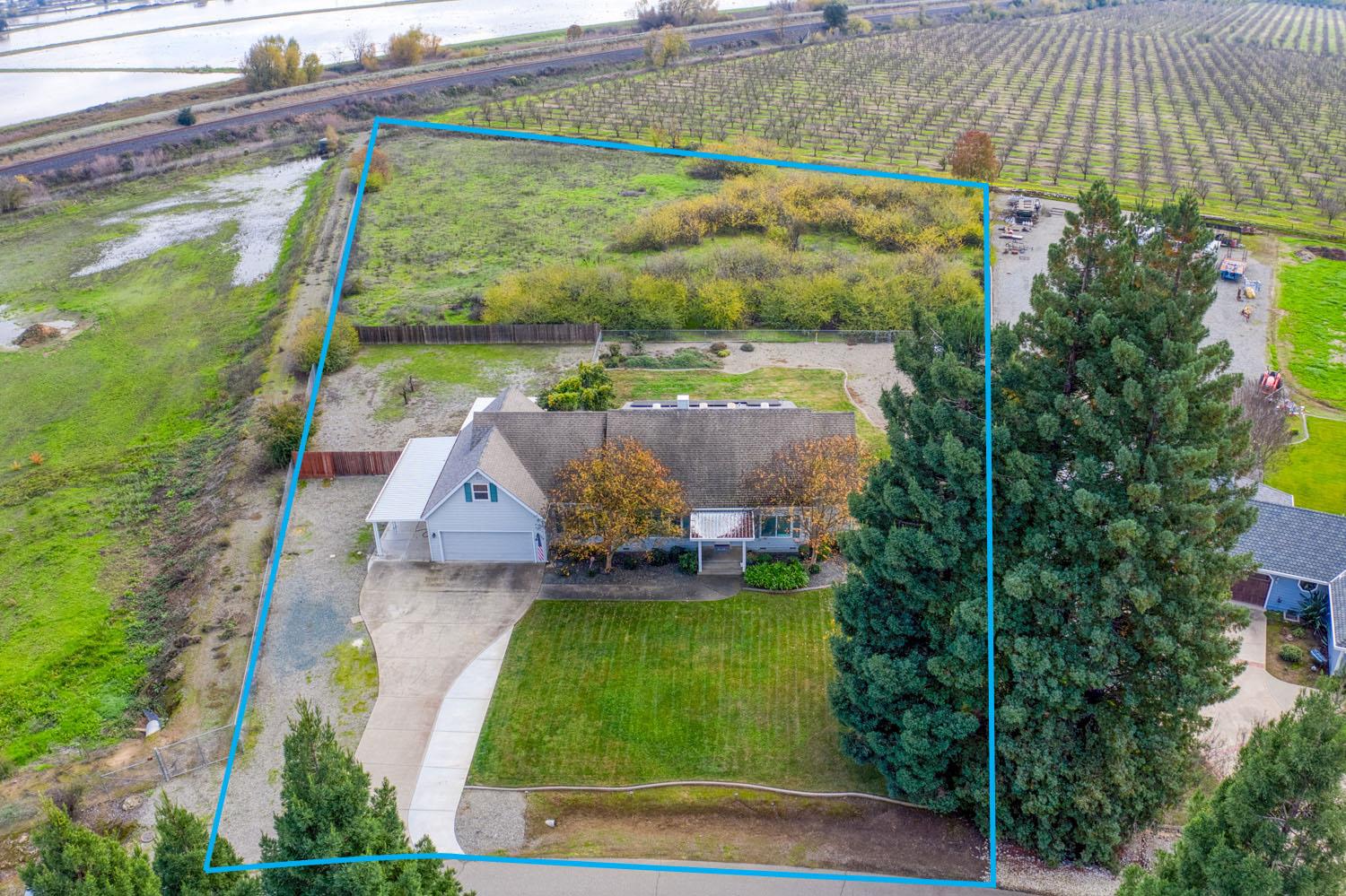 655 Saddleback Drive