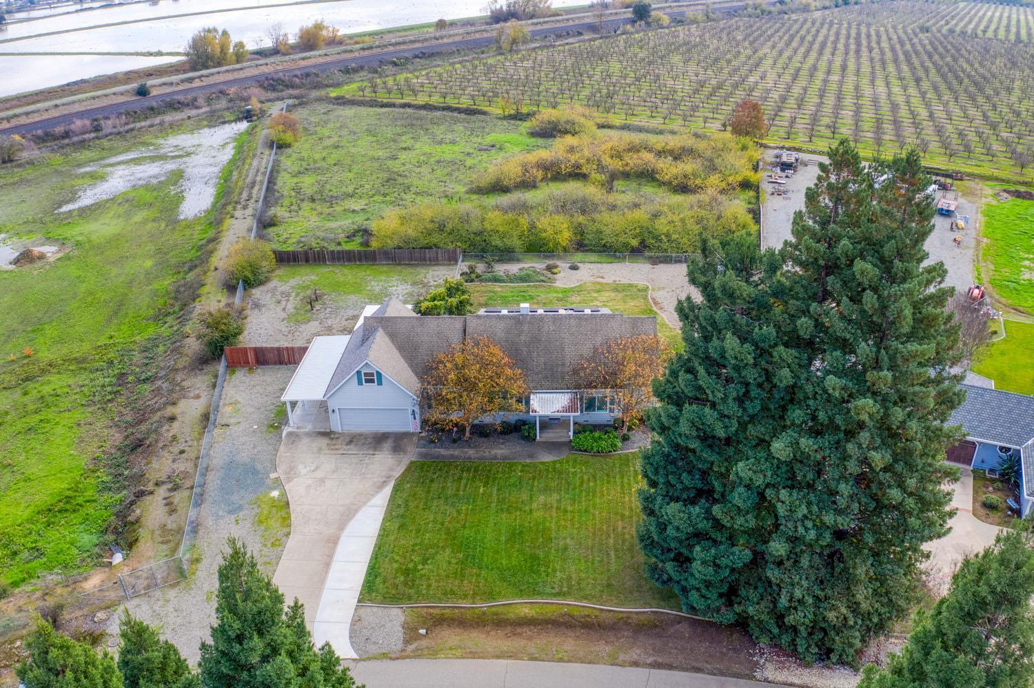 655 Saddleback Drive